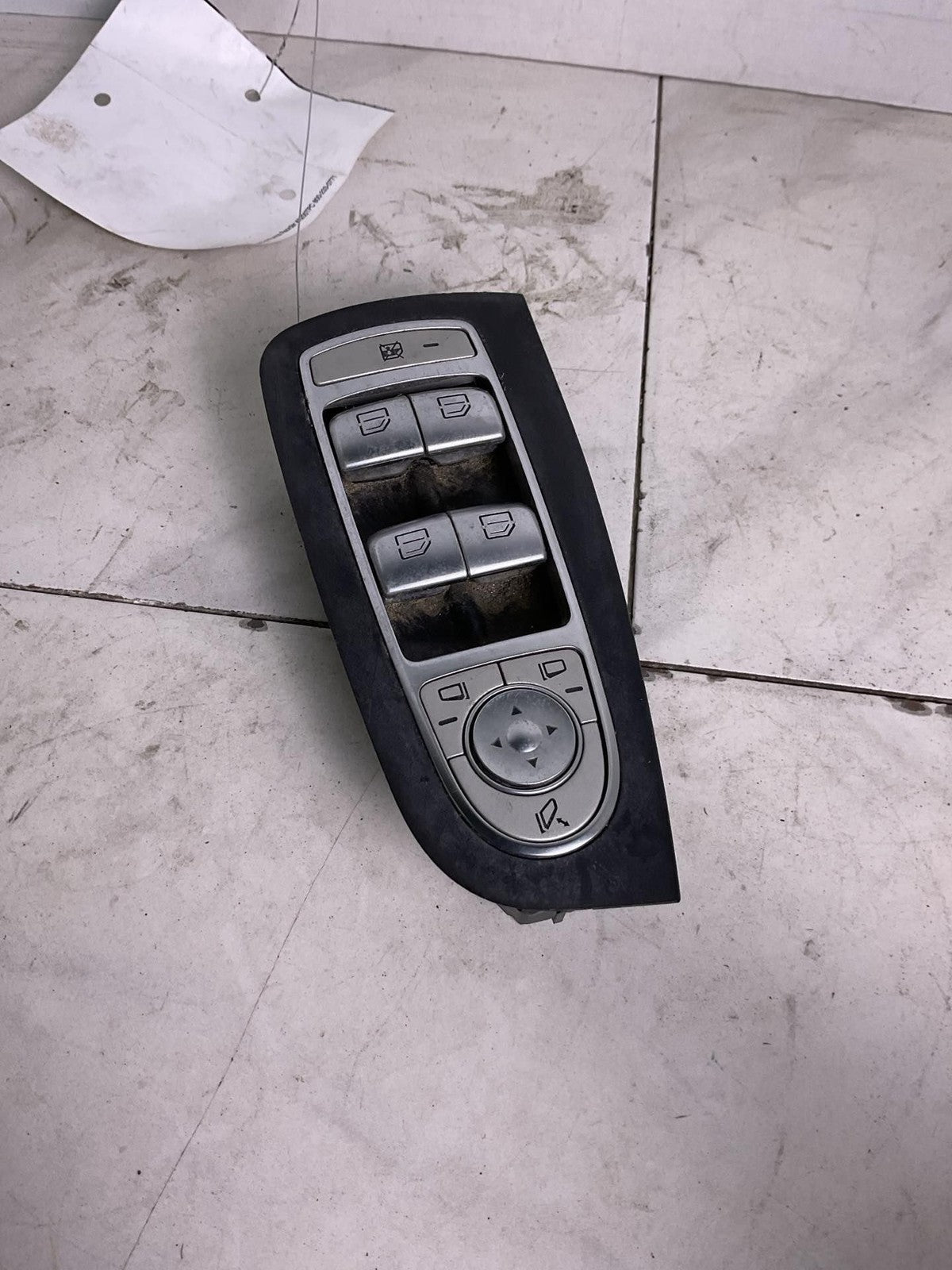 Door Switch Front MERCEDES C-CLASS 15 16 17 18 19 20 21 22 230